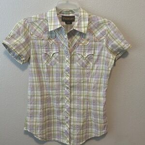 ARIAT NWT Women’s Button Up Spring Plaid Western Cowgirl Short Sleeve Shirt M